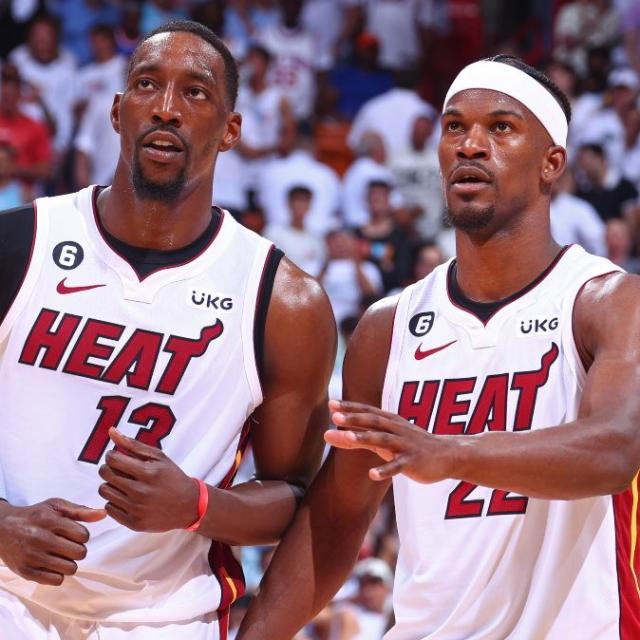 1710150669611081063.jpg GHZn3fybQAAZCqx.jpg