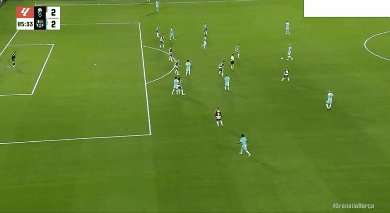 1696808683467022170.gif barcelona 85.gif