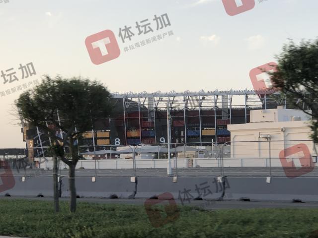 1683943562843097192.jpg 10-974体育场依然完好无损.jpg