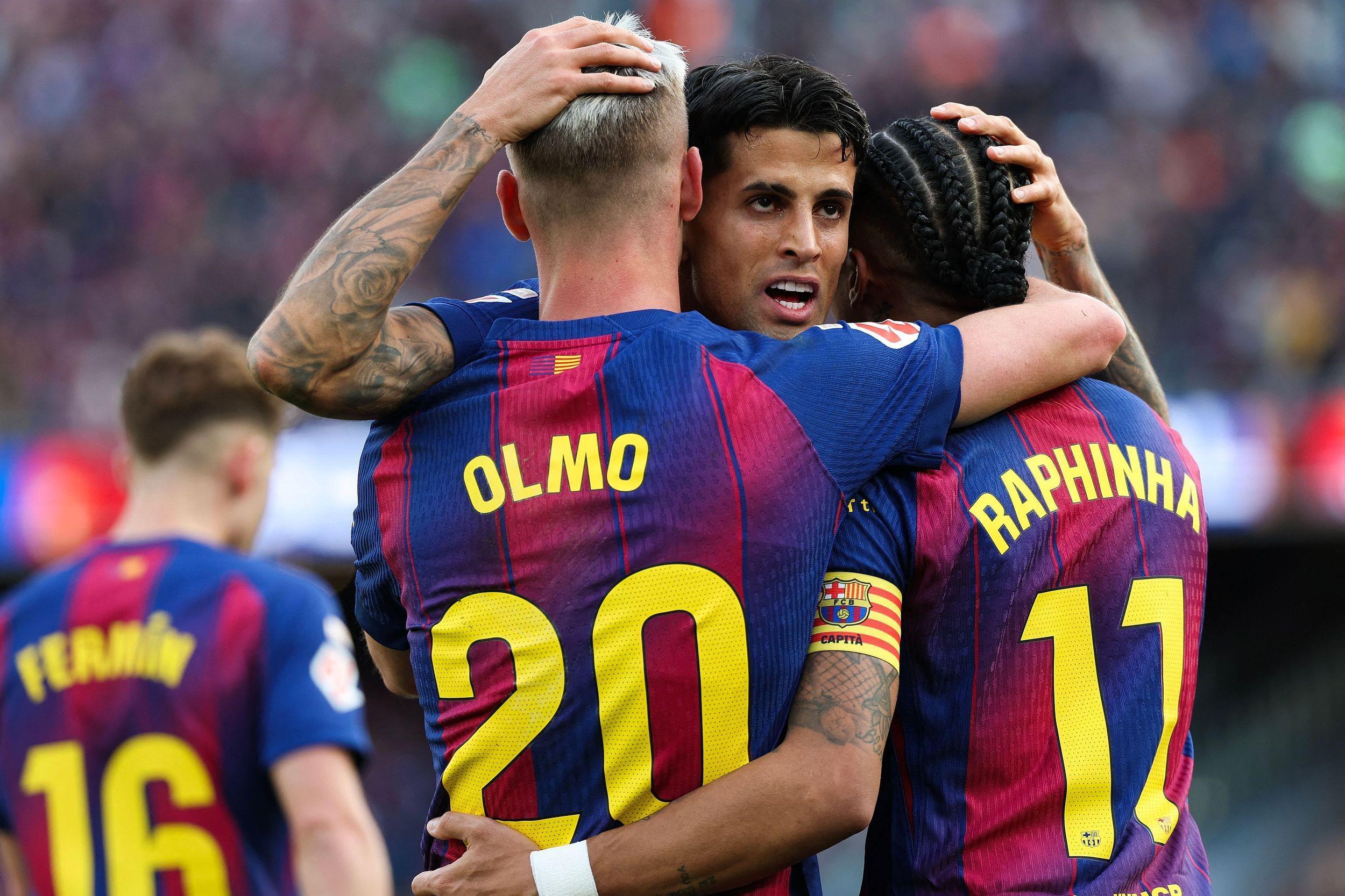 5-2大胜塞维利亚,弗里克率巴萨豪取西甲主场14连胜